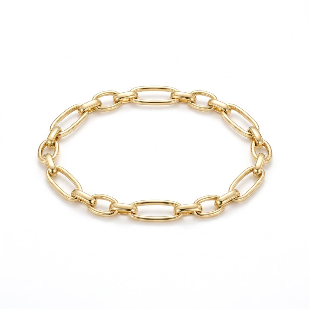 Duetto link bracelet in gold, front view