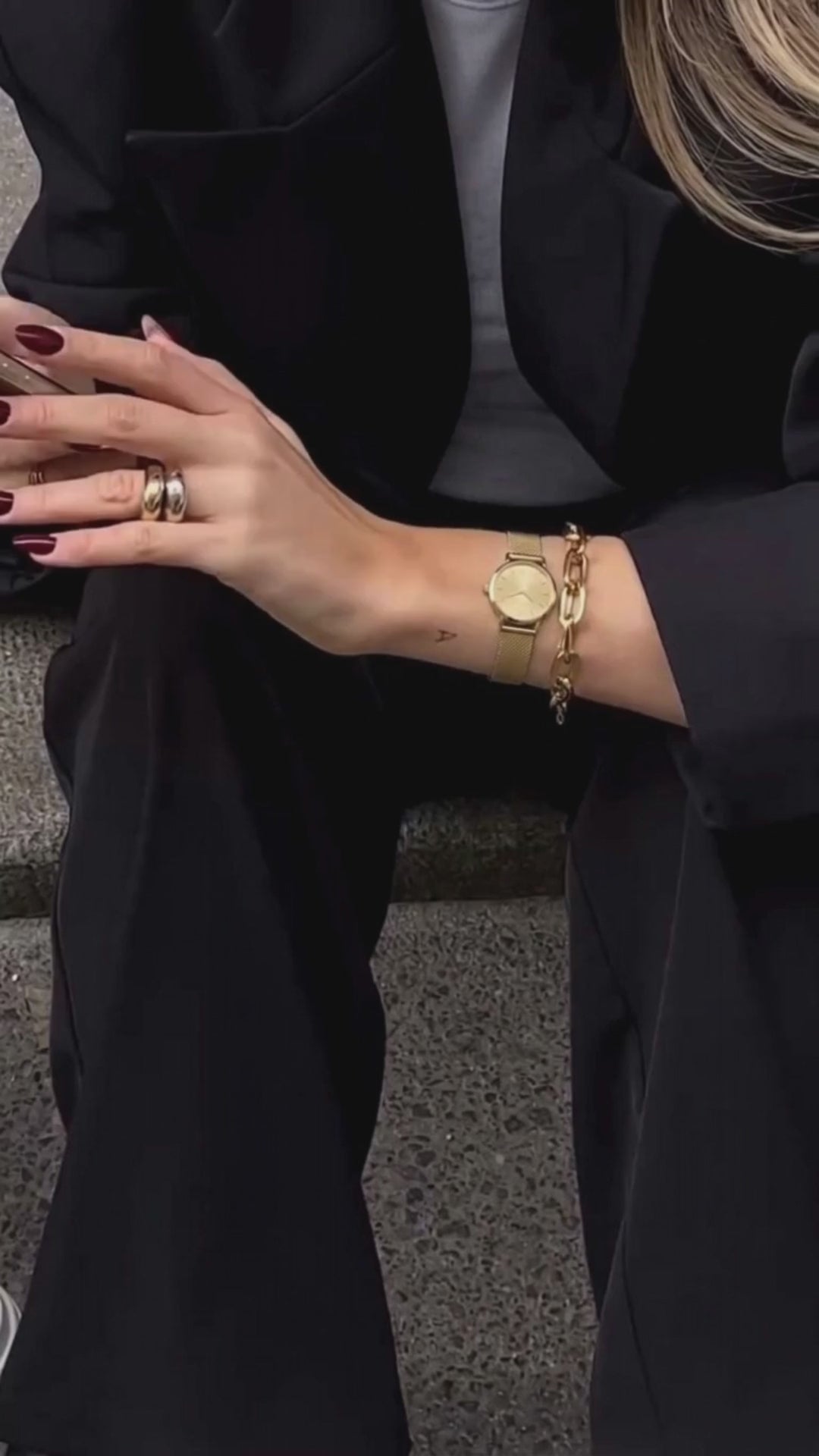 Video of the gold Duetto link bracelet